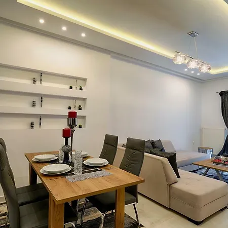 Apartment Narcissus Luxury Apt. *