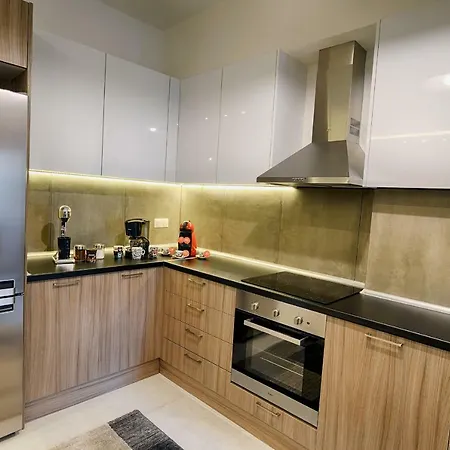 Narcissus Luxury Apt. Apartment