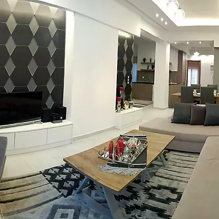 Narcissus Luxury Apt. *