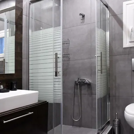 Narcissus Luxury Apt. Apartment *